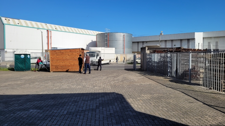 To Let commercial Property for Rent in Montague Gardens Western Cape